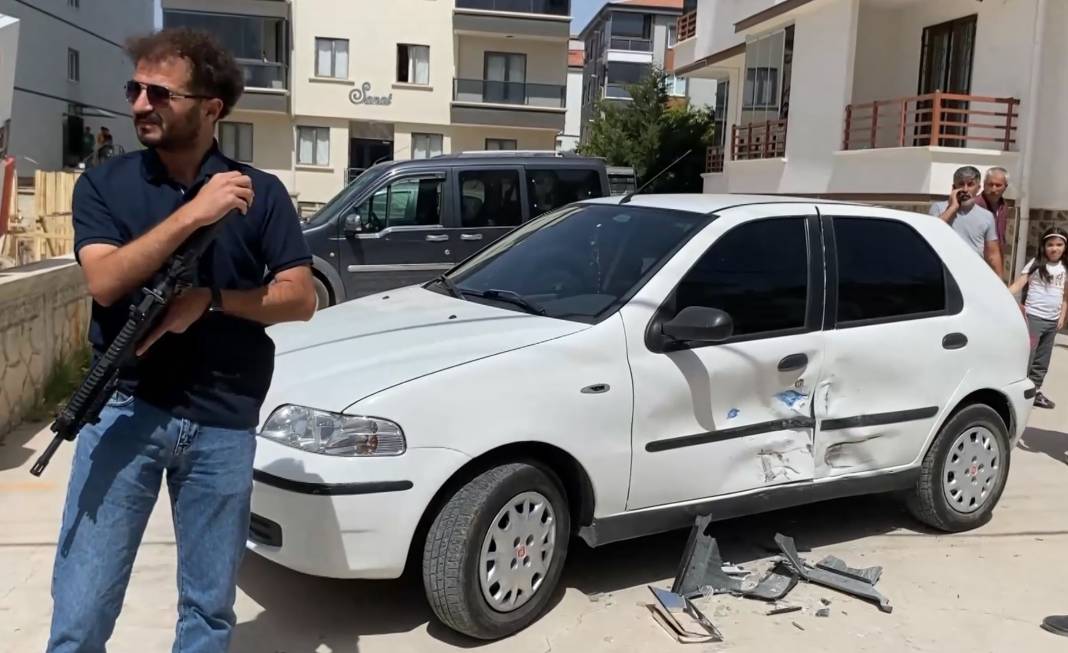 Trafik kazası kanlı hesaplaşmaya döndü! Silah ve baltalar havada uçuştu 6